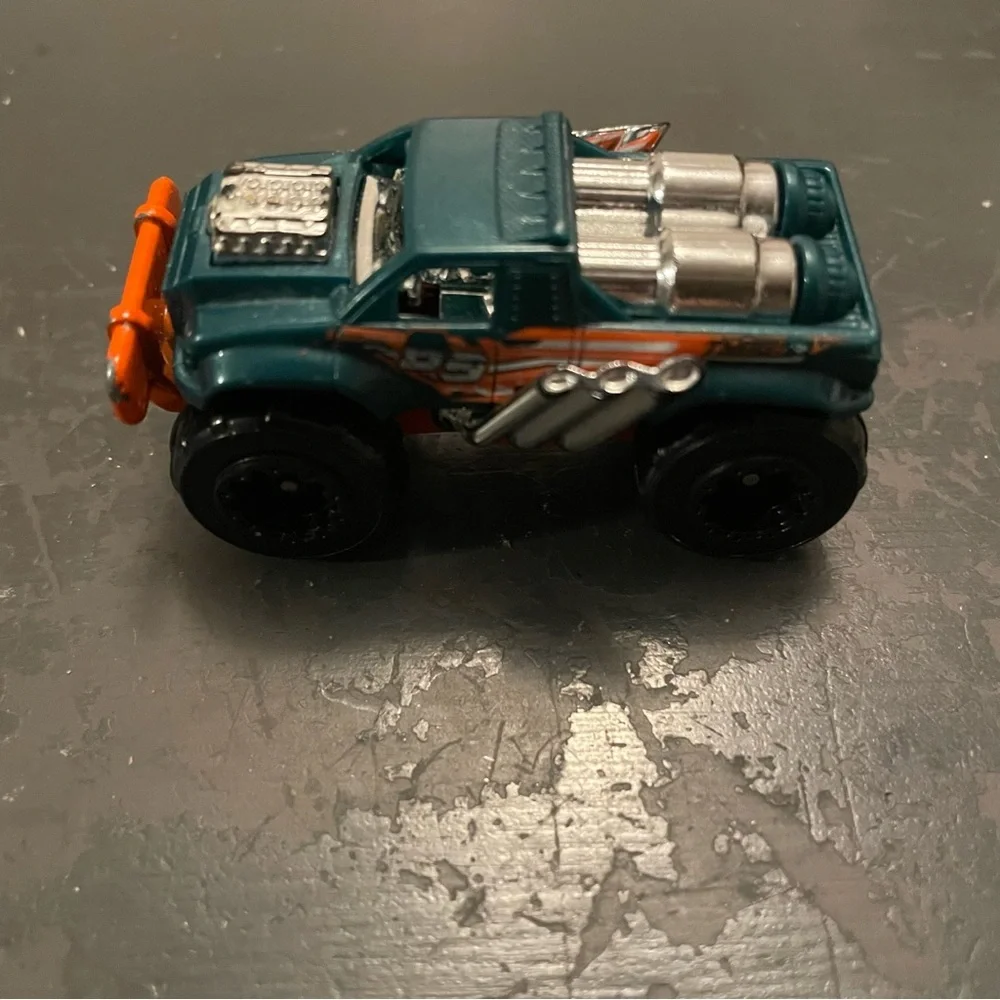 Zuro Metal Machines Tst, Hong Kong 2011 Teal and Orange Toy Truck